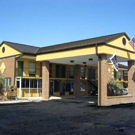 Travelers Inn & Suites Sumter Zewnętrze zdjęcie