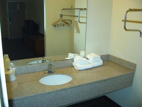 Travelers Inn & Suites Sumter Zewnętrze zdjęcie