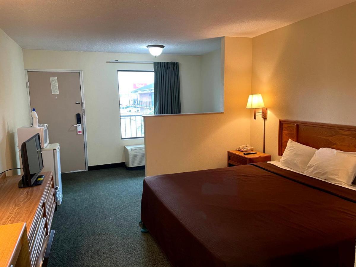 Travelers Inn & Suites Sumter Zewnętrze zdjęcie